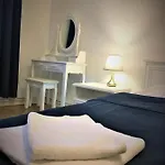 Apartment White Wolf
